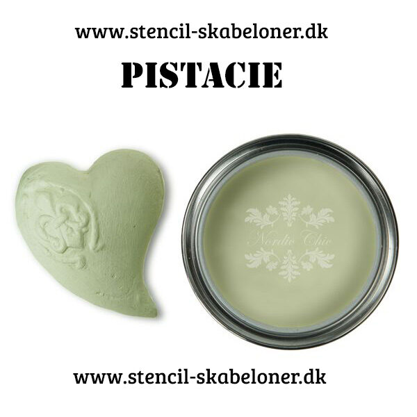 Pistacie er en, som navnet beskriver en lys pistacie grøn kalkmaling. Man får næsten lyst til at spise den.....og da malingen er økologisk haha